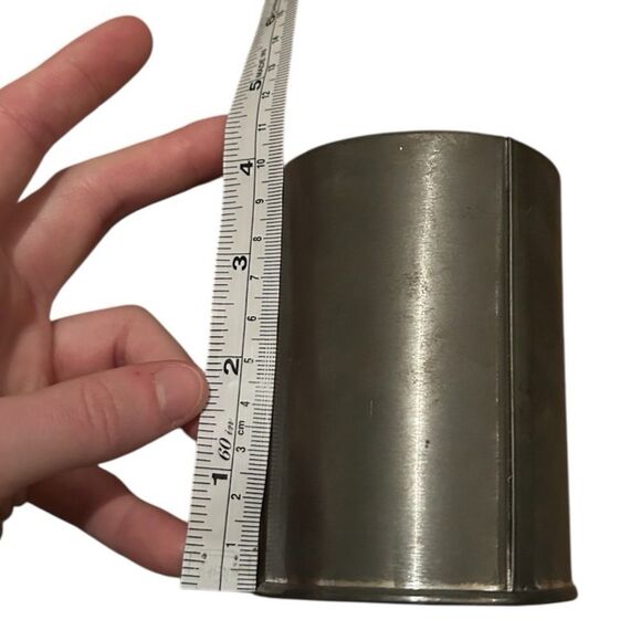 Vintage Pen Holder With Pewter Lion Design Metzke 1974, Gray Cylindrical Can - Picture 3 of 9